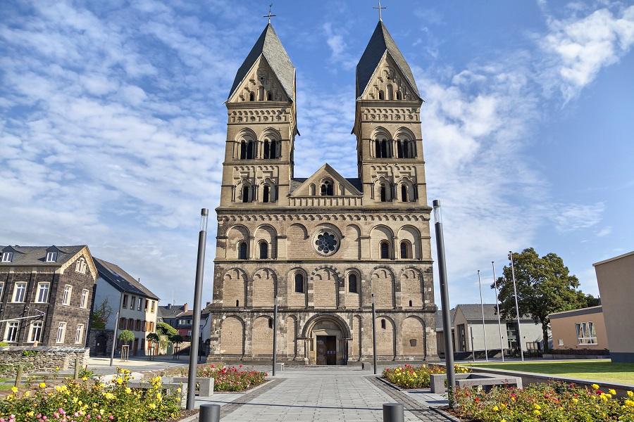 Coach Hire Service / Bus Charter / Rent a Bus with Driver in Andernach
