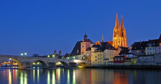 Bus Charter Regensburg - Beste Busvermietung / Kleinbus